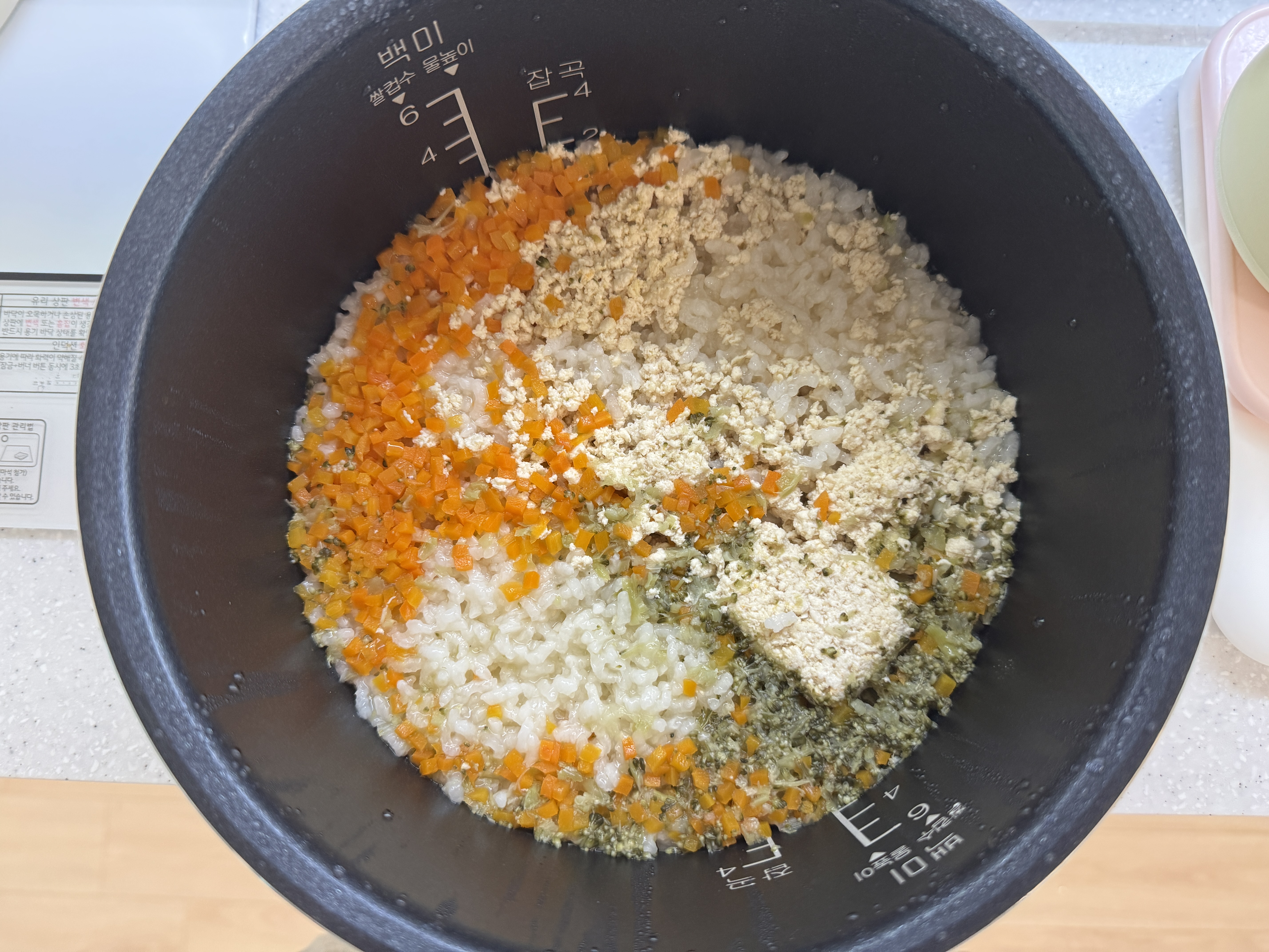 닭고기당근브로콜리죽이 완성된 사진