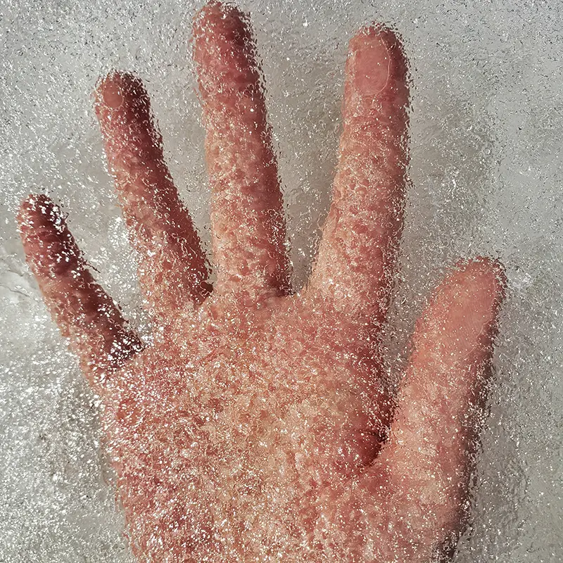 피부노화 걱정 NO! 50대 중년 여성의 빛나는 피부 루틴 비결