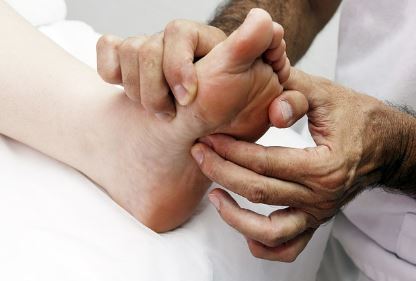 발바닥 가운데 통증