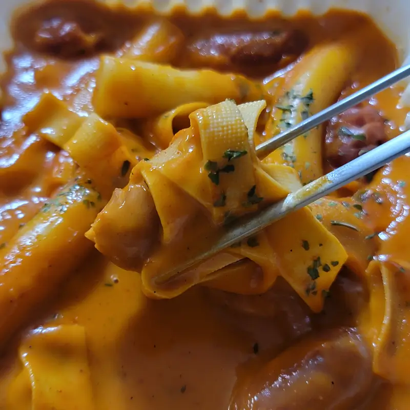 우리할매떡볶이-마라로제떡볶이-중국당면-사진