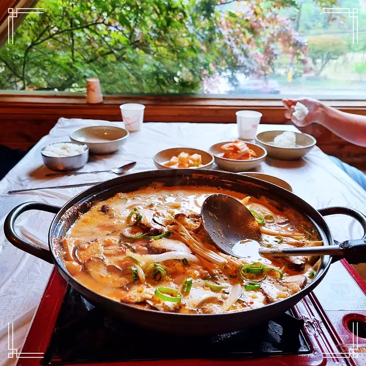 생생정보 잣순두부전골 잣두부전골 두부 전골 맛집