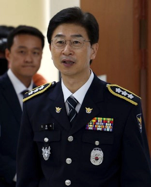 김봉식 프로필 나이 고향 학력 재산 치안정감 경력