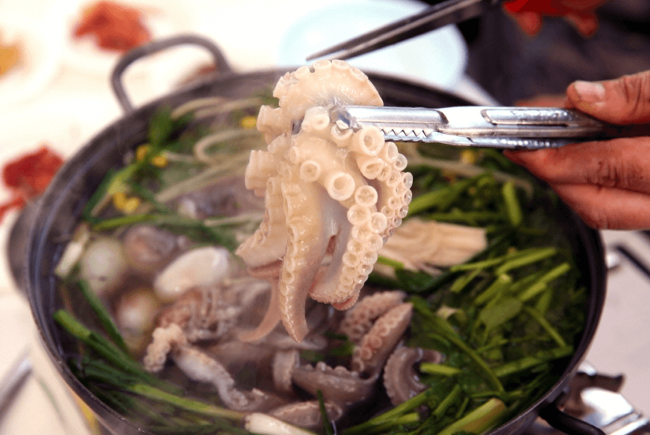 주꾸미 샤브샤브