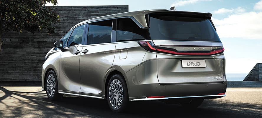 렉서스-LM500h-외관-후면