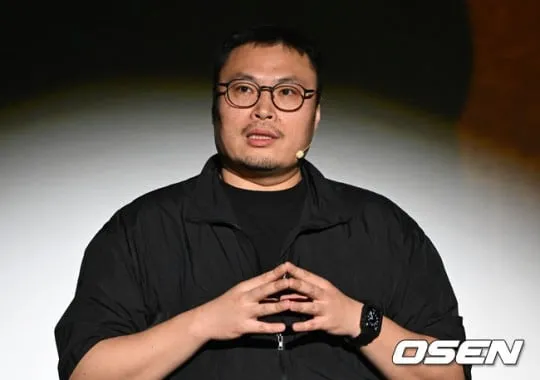 강풀 웹툰 조명가게 만화 원작 영화_7