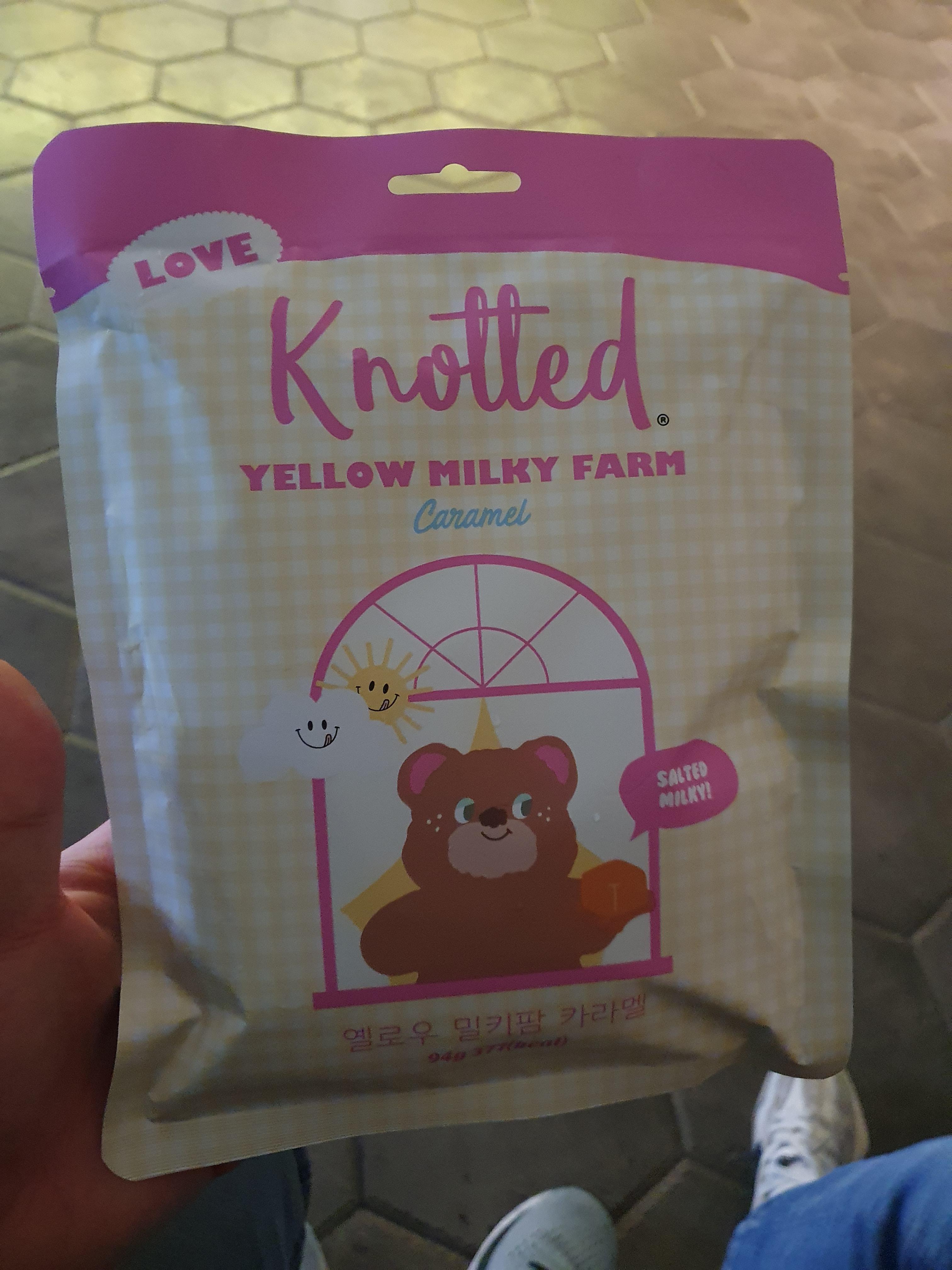 노티드 카라멜 콤보