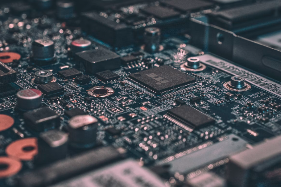 SK하이닉스의 4D NAND 기술, 321층 적층 성공, 고용량 QLC 솔루션