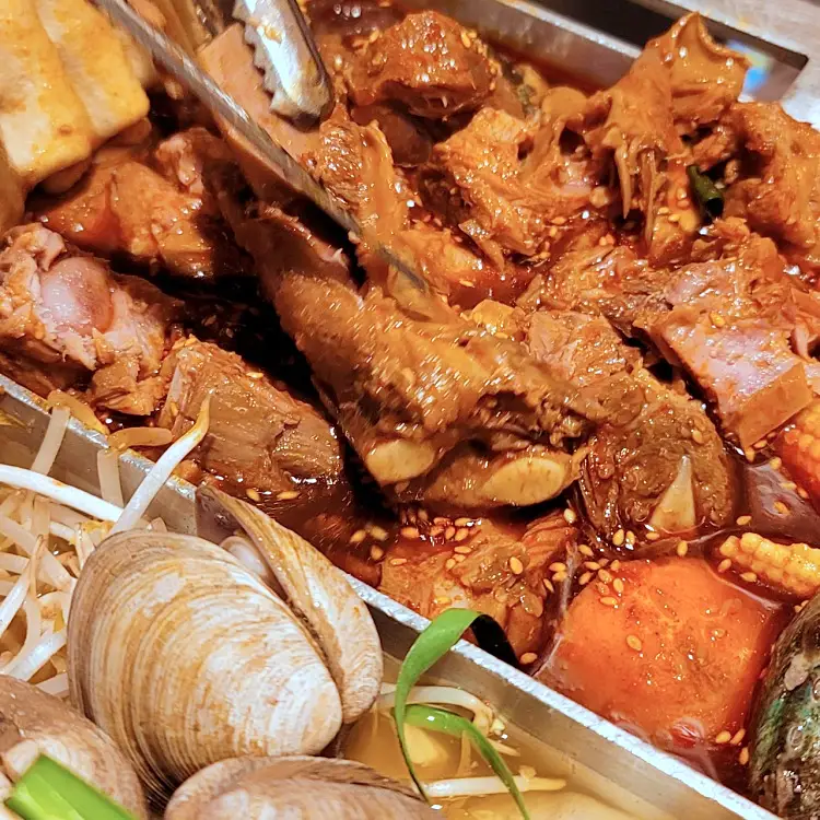 투데이 맛있는 메뉴 여름 보양식 시원한 조개찜과 달콤한 갈비찜의 환상적인 궁합 조갈찜 맛있는 식당 추천 부산 해운대 맛집