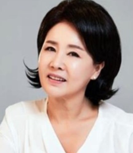 배우