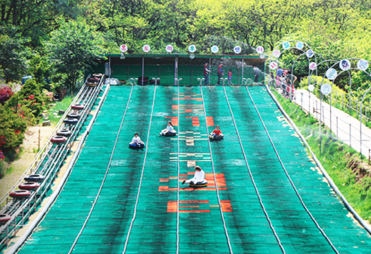 옥토끼 우주센터