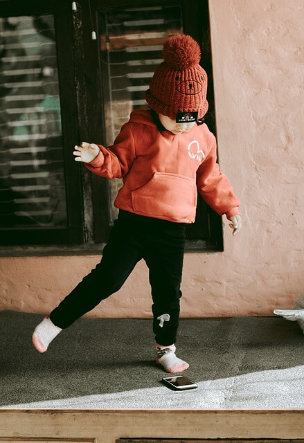 떼쓰는 아이, 심리학적으로 어떻게 대응해야 할까?