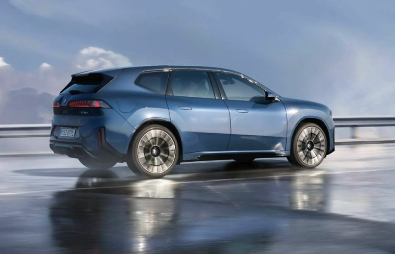 BMW iX3
