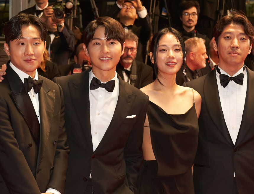 최신 개봉 영화 순위 화란 칸영화제