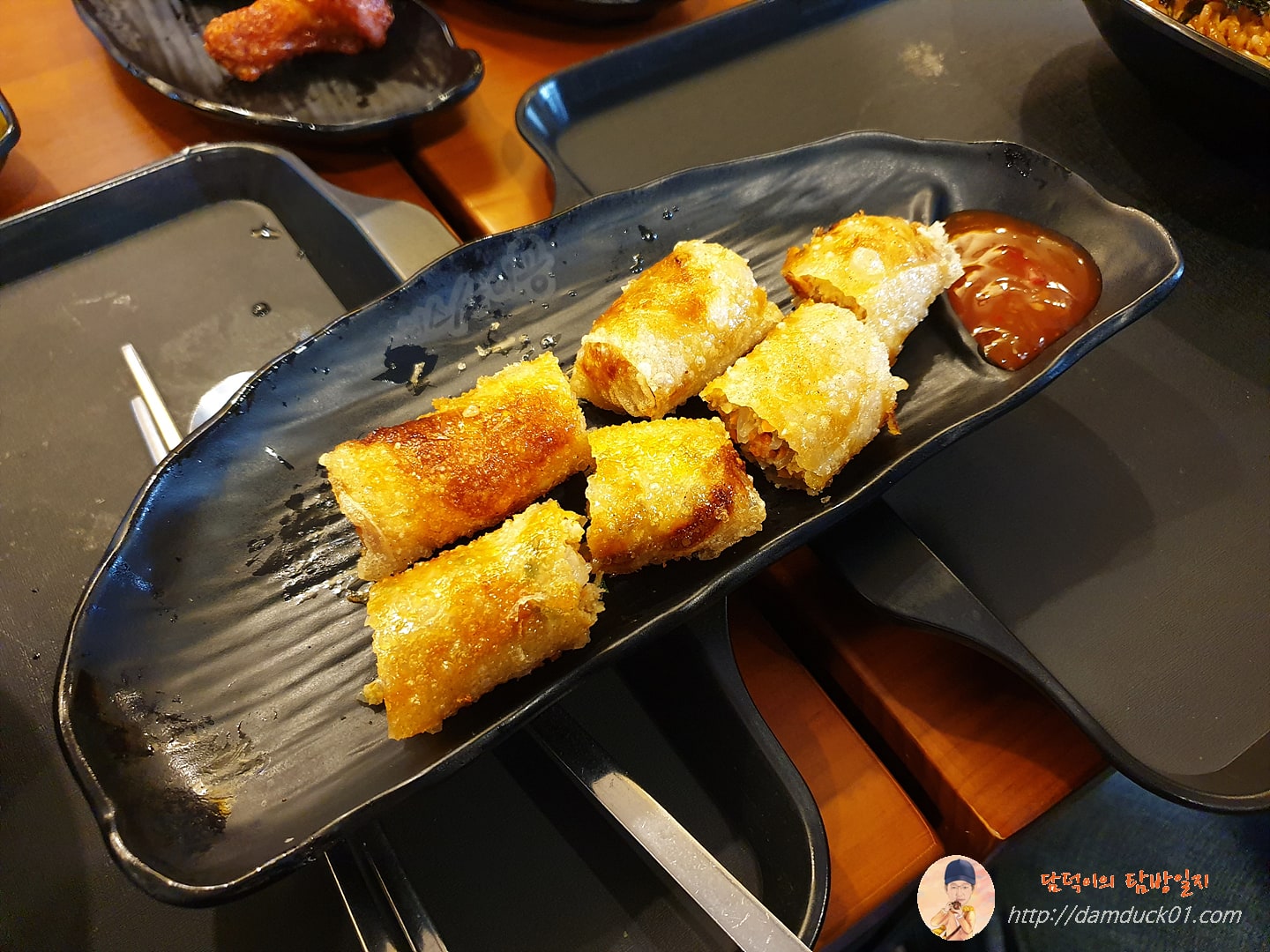 미스사이공 사이드 메뉴 짜조