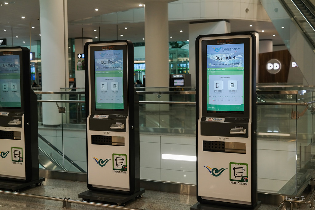 일상에서-흔히-보이는-키오스크기기