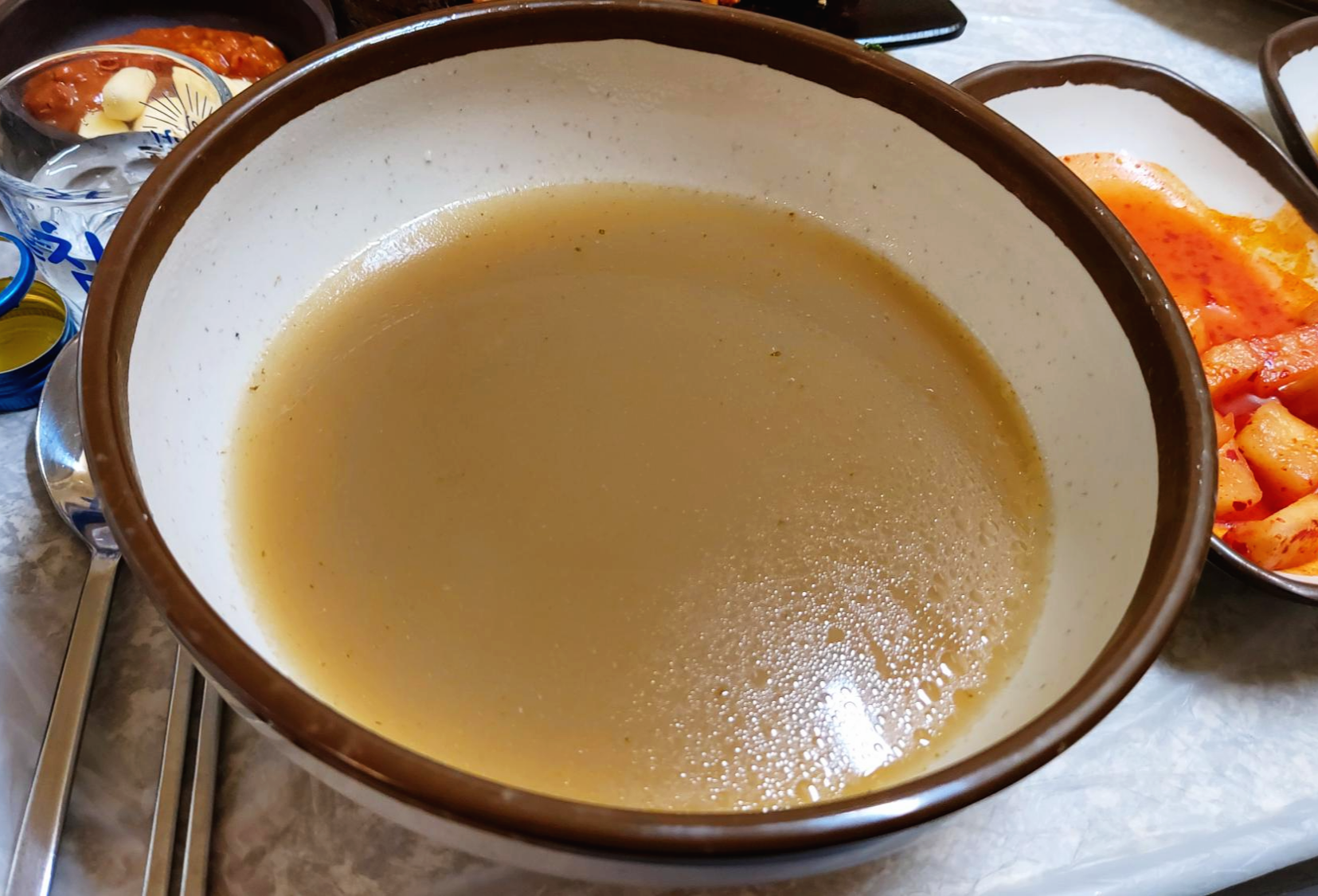 경북 청송군 서울여관식당 백숙용 육수