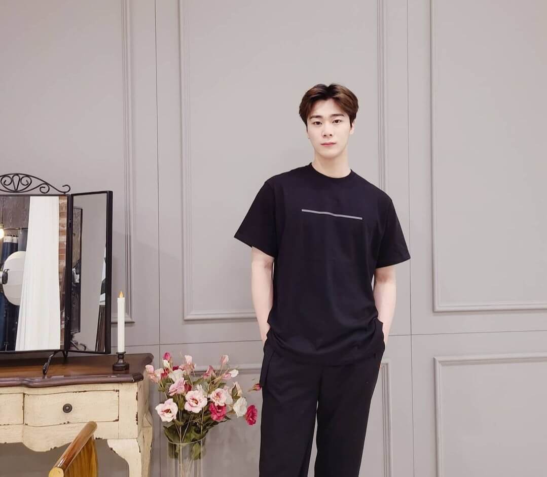 아스트로 문빈 