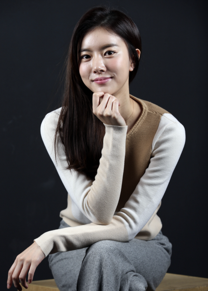 한지완24