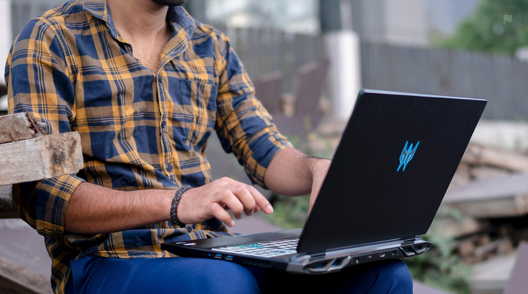 게이밍노트북 사진