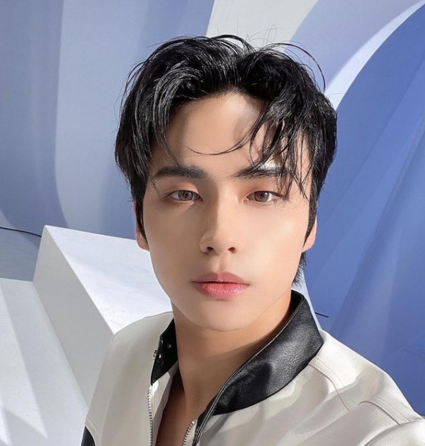 DKZ 경윤 인스타그램 프로필 및 부모님 JMS 탈교 논란 정리