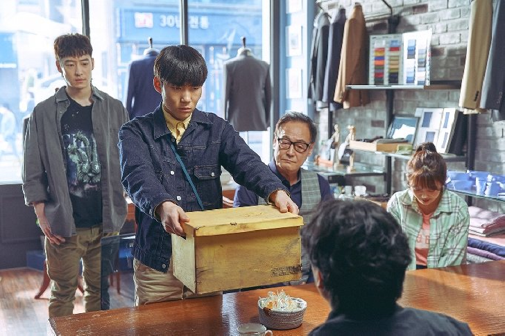 무브-투-헤븐-스틸컷6