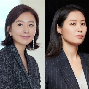 왼쪽 황도희역(김희애) 오른쪽 오경숙역(문소리)