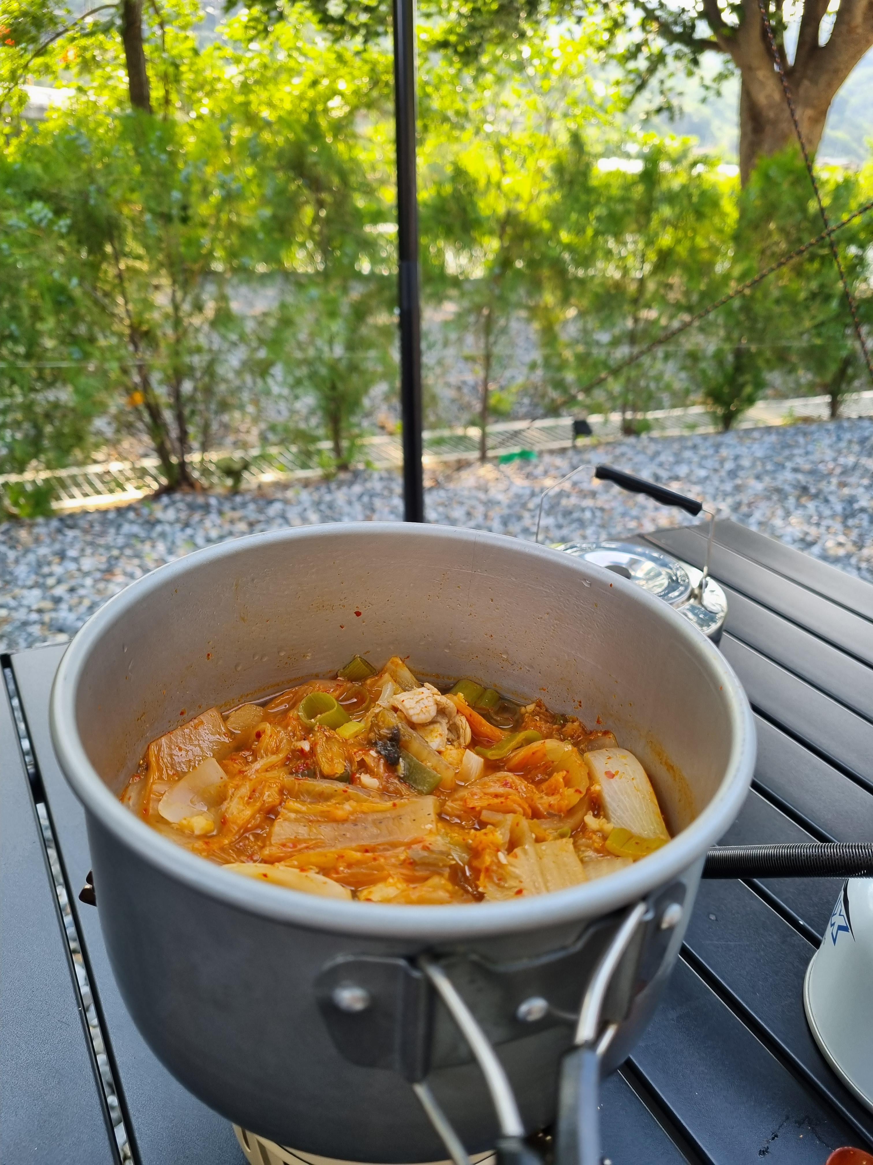 캠핑 김치찌개