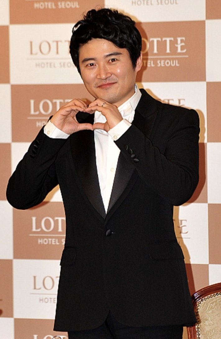 임호 손하트