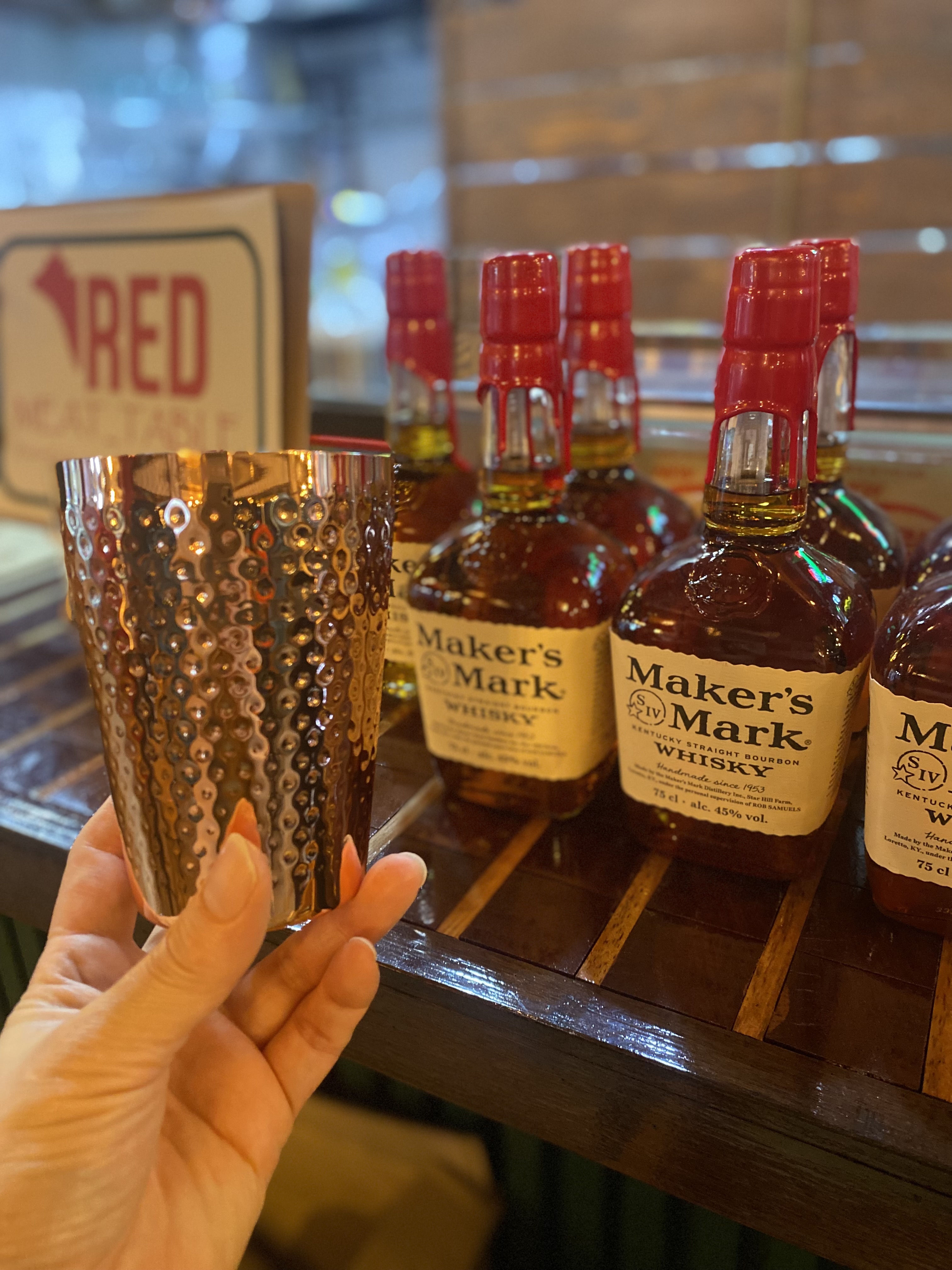 레드미트, 레드테이블