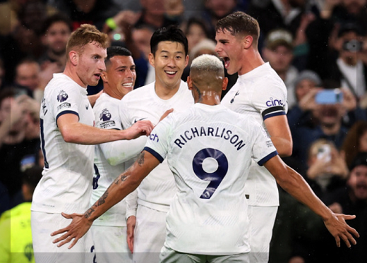 토트넘 대 풀럼 2 : 0 승리