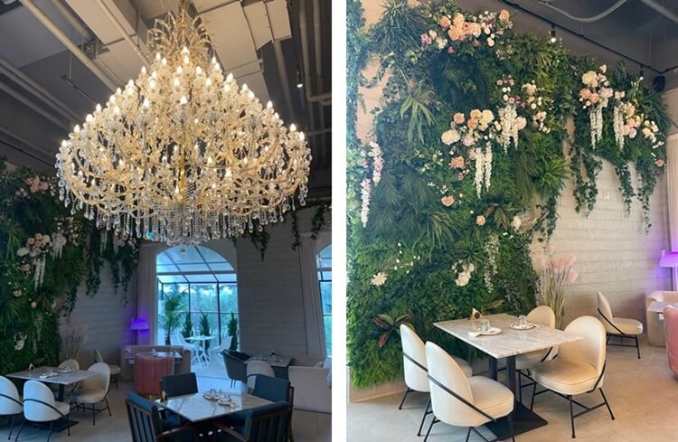 벽이 전체적으로 다 식물로 꾸며져 있는 자리들