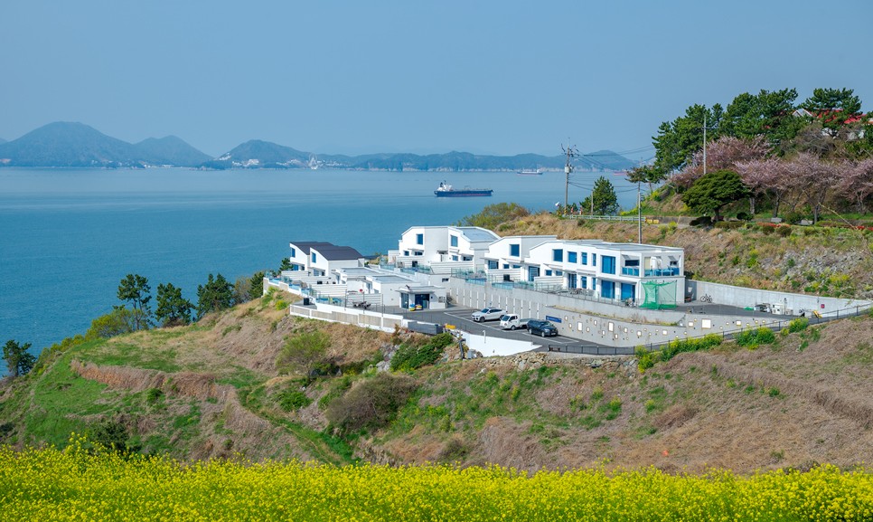 남해 풀빌라 펜션 윤슬