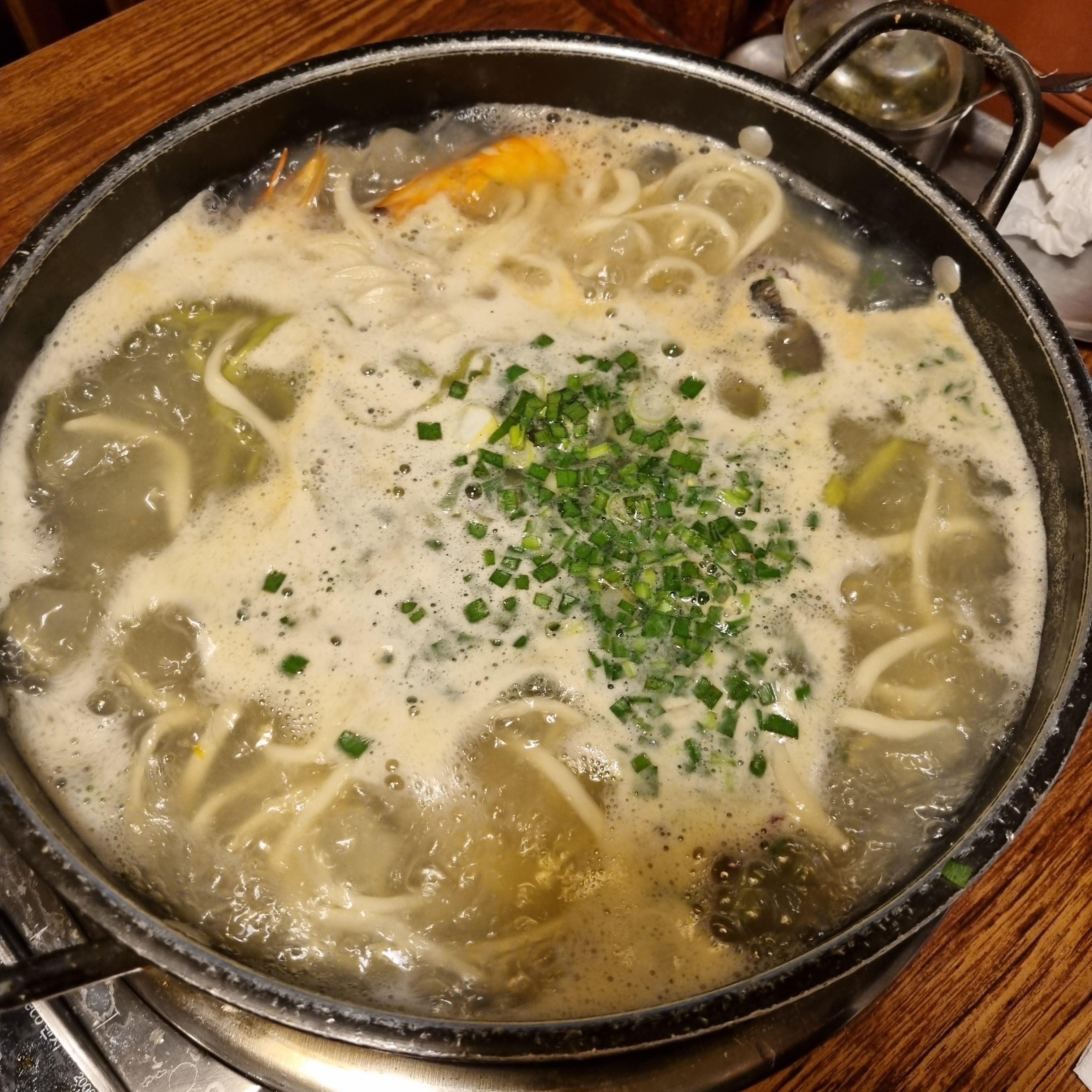 해물칼국수