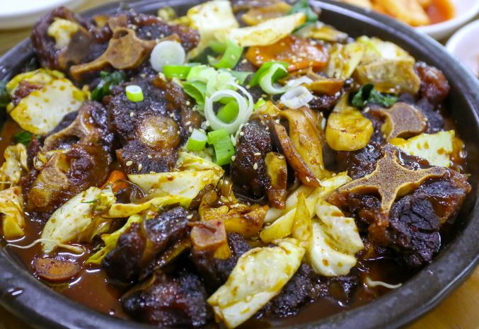매운소꼬리찜