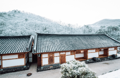 고구려 벽화 고분에 나타난 신앙과 일상생활