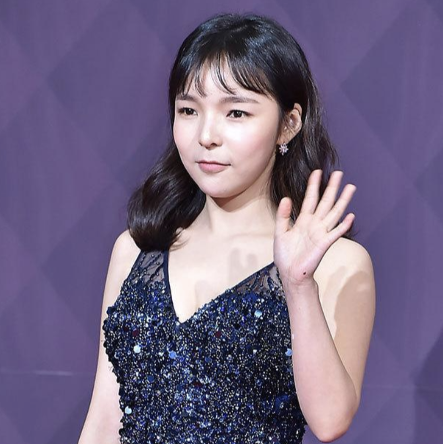 박진주 드레스