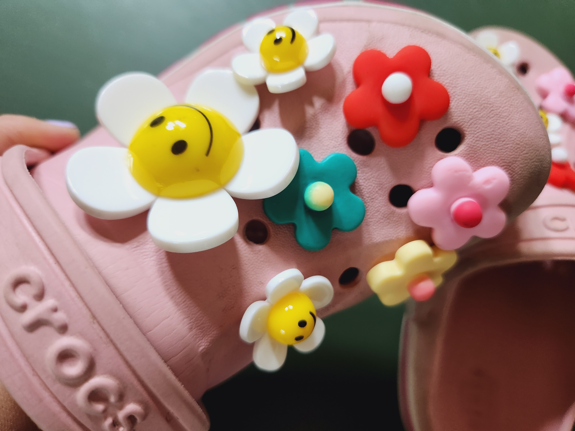 크록스 지비츠 파츠 세트 스마일 데이지 플라워 레인보우 프렌즈