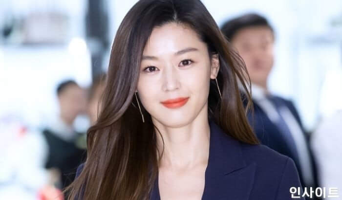 ‘흥행보증 수표’ 전지현, 독립 선언 임박? 1인 기획사 설립 기대