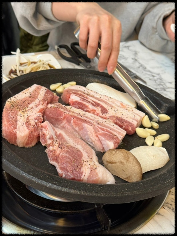 생생정보[가격파괴 Why] 맛집 권반장 삼겹살&amp;#44; 진짜 이 가격 맞아? 