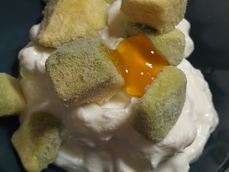 집요거트는 완성후 냉장 시간을 준뒤 먹을 때가 맛이 안정적이된다