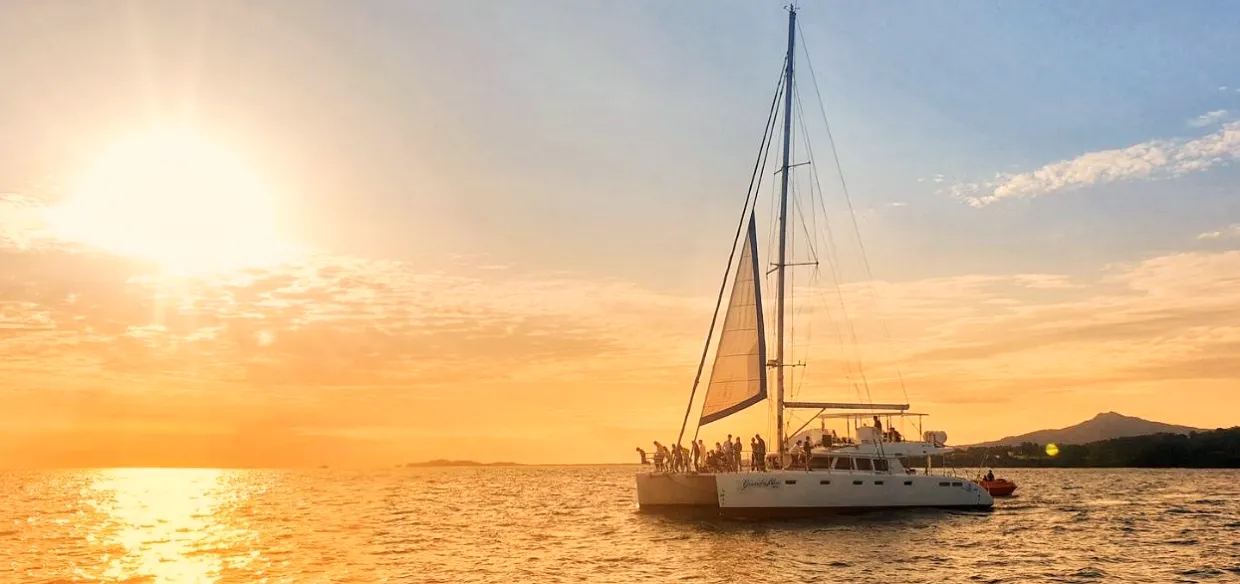 제주도-서귀포-액티비티-추천-그랑블루요트-선셋-요트투어-노을진-바다