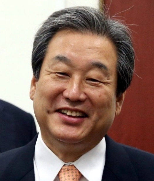 김무성 국회의원 프로필 나이 고향 재산