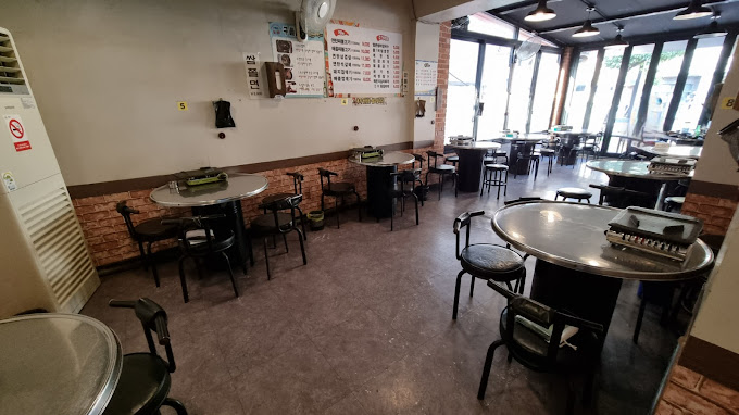 서초 이수역 연탄구이집 '구뜰집'