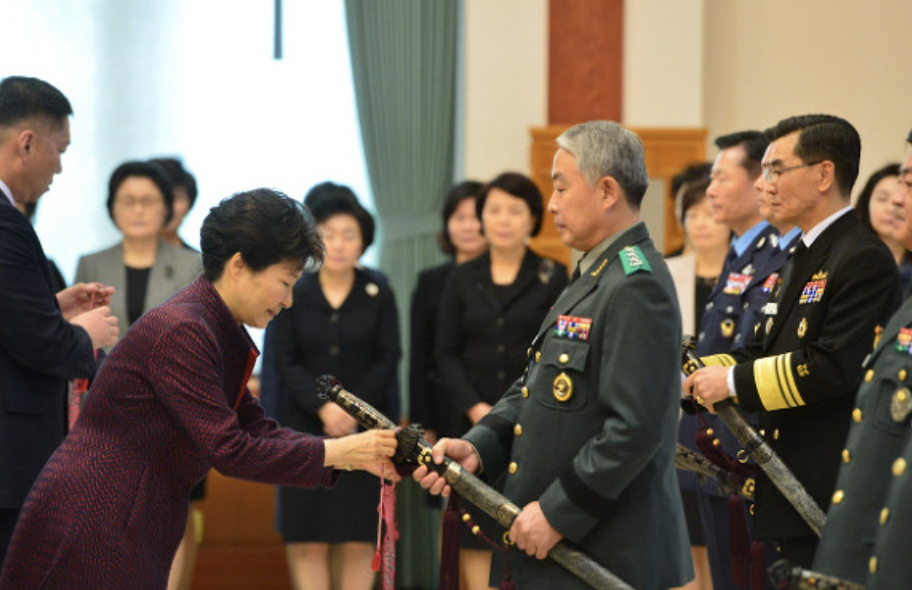 김황록 진급