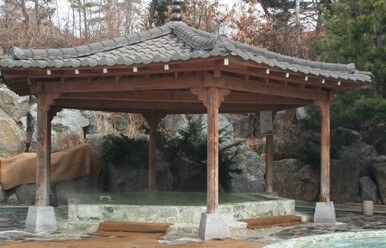 율암 온천 야외탕