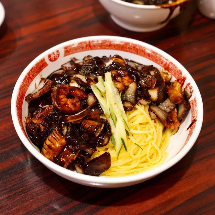 연희동 인기 군만두 '이품'