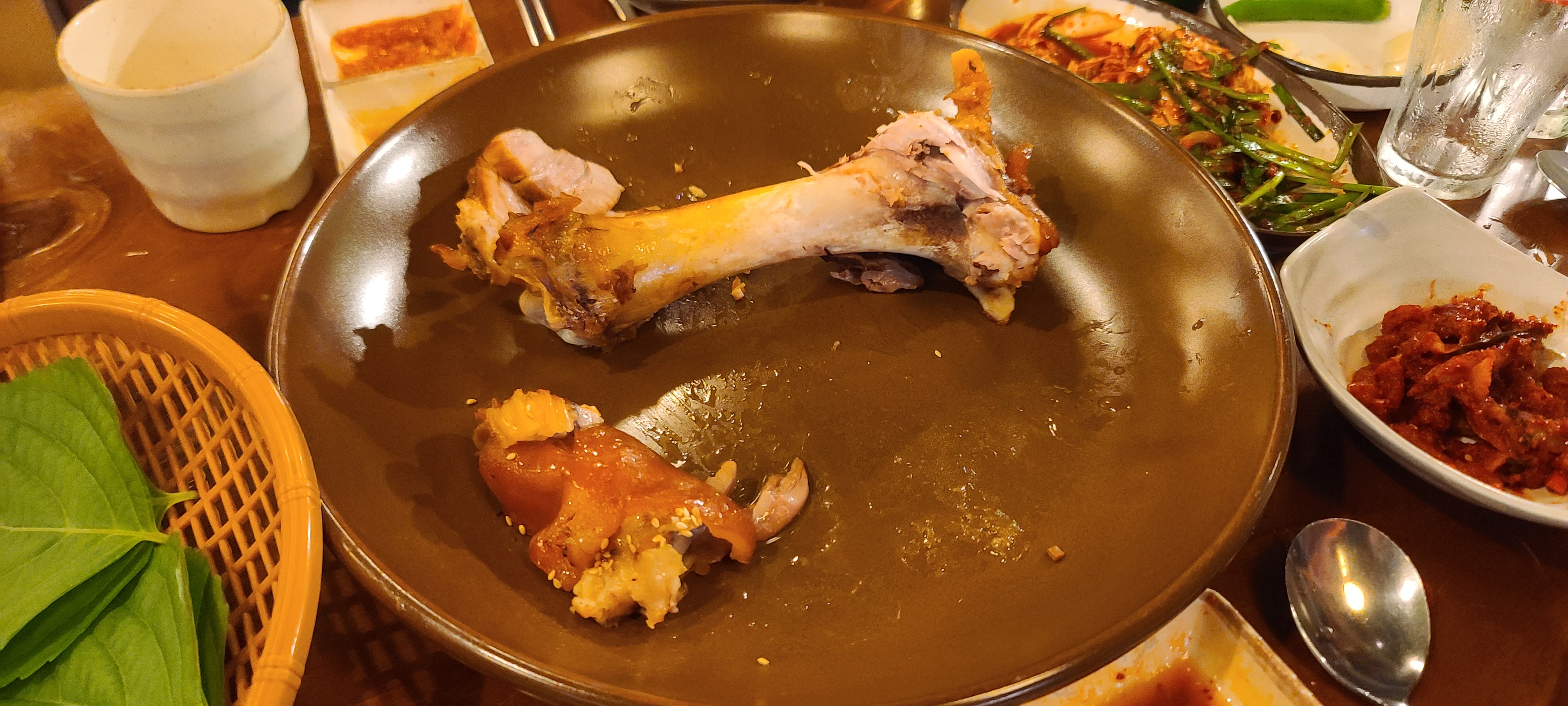 족발 보쌈 가장맛있는족발 단대오거리점 술안주 저녁식사 족발주문 밑반찬 반반족발 족발한쌈 쏘맥한잔 빈접시