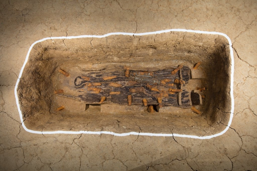 경산 양지리 1호 널무덤