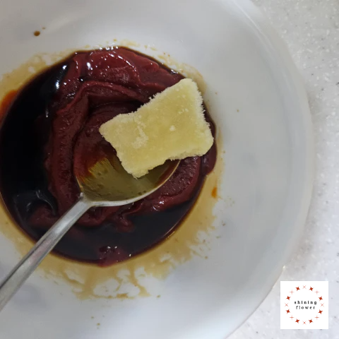 진미채무침-양념장-다진마늘 0.5수저 넣기