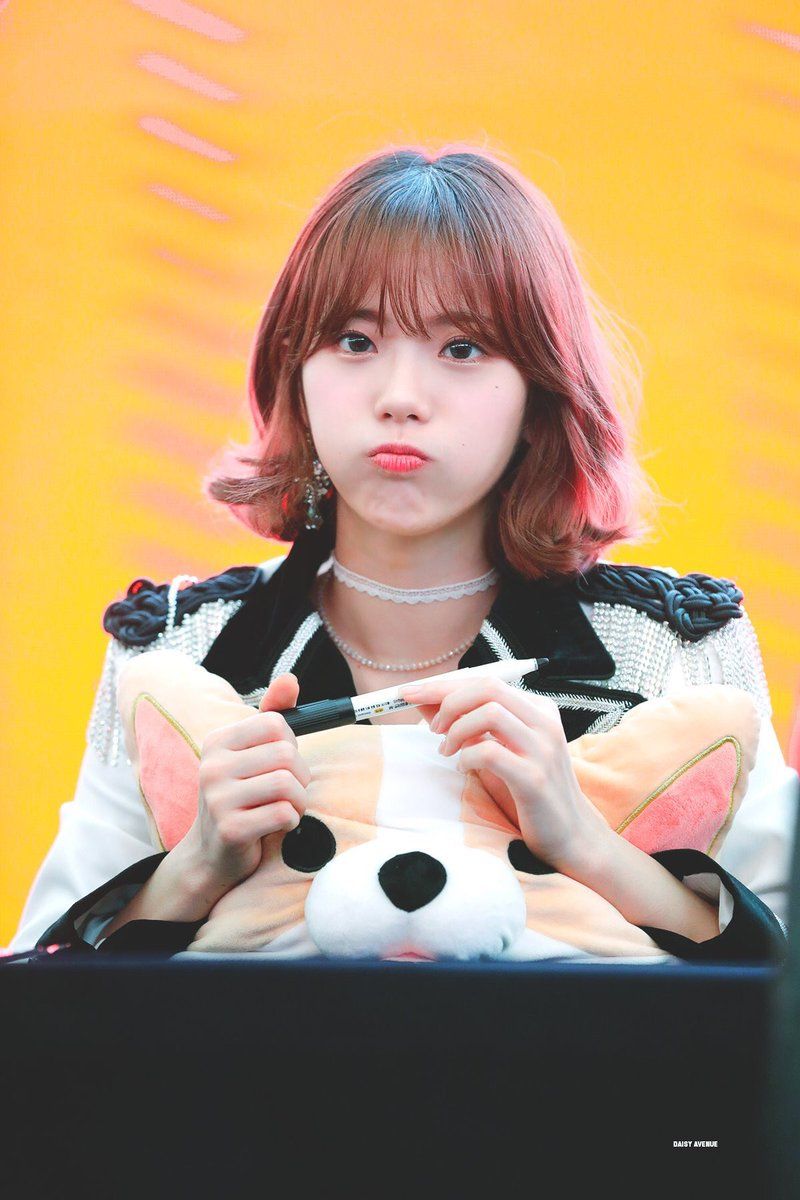 우주소녀 루다 인스타그램 사진 몸매